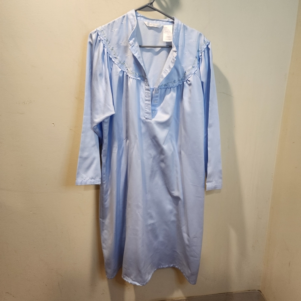 KAY ANNA Light Blue Long Sleeve Nightgown with Lace Trim Sz L